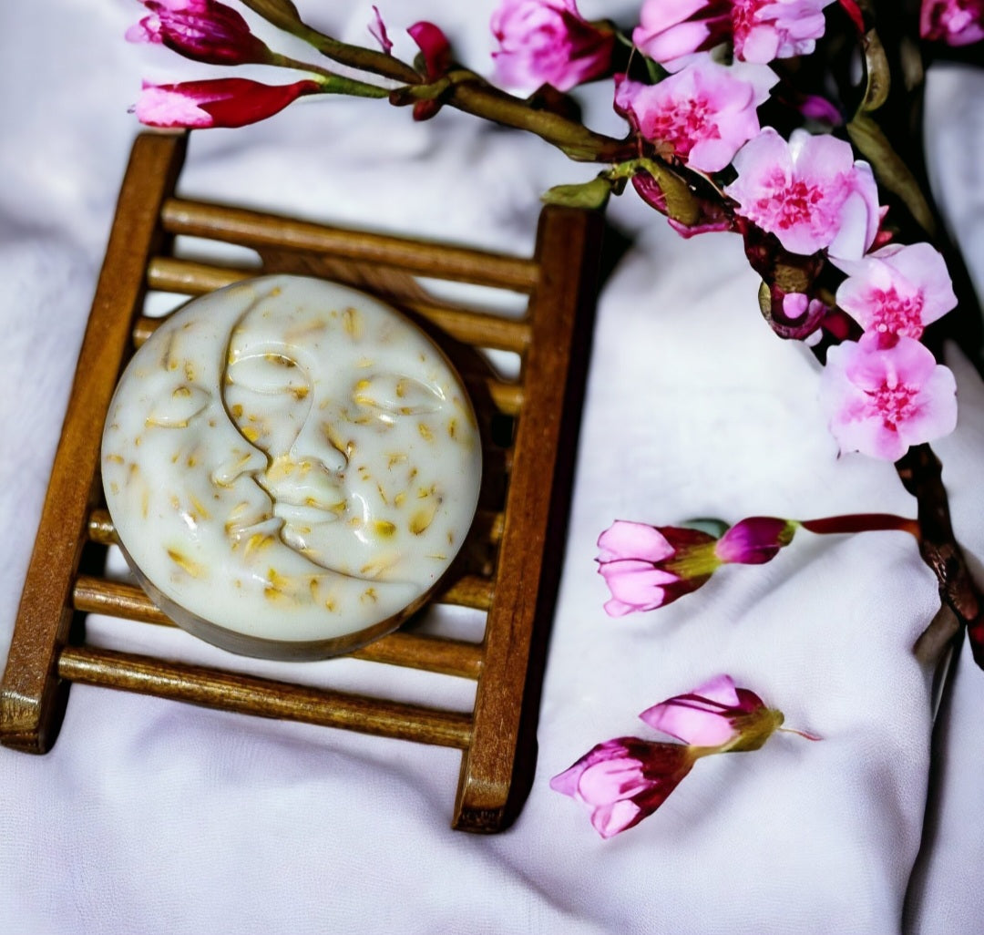 Oatmeal Honey Nourishing Soap